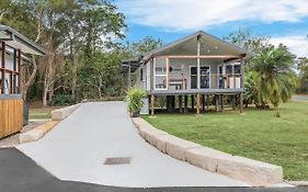 The Palm Cabin 2